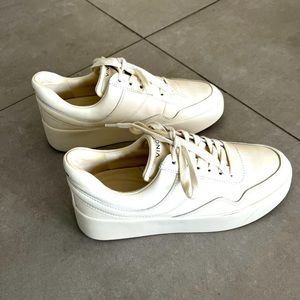 Vince Warren Court Leather Sneakers size 6